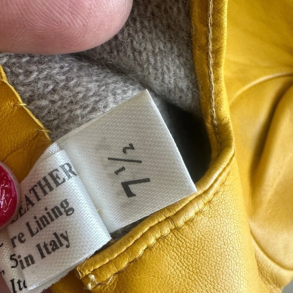 Chic Mustard Leather Gloves handmade in rome cashmere lined